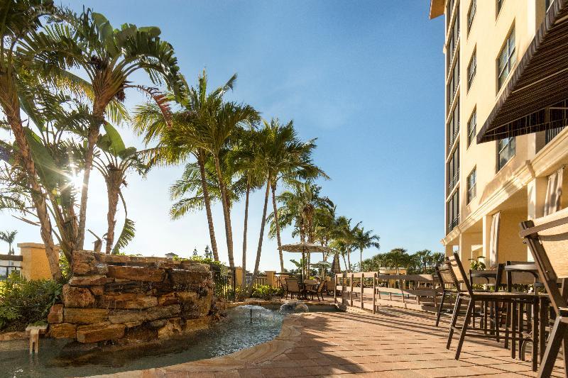 Holiday Inn Club Vacations Sunset Cove Resort Marco Island Exterior photo