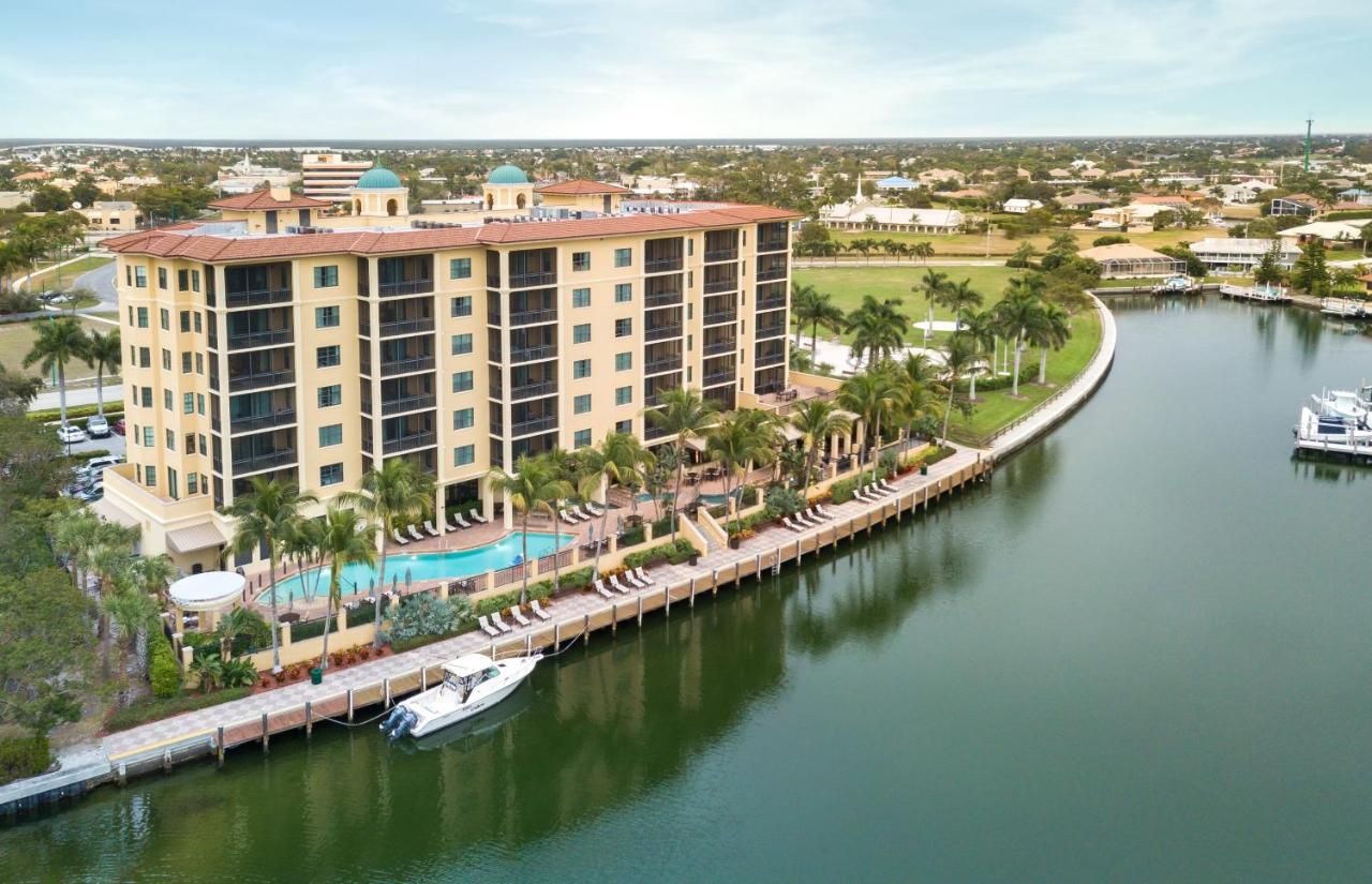 Holiday Inn Club Vacations Sunset Cove Resort Marco Island Exterior photo