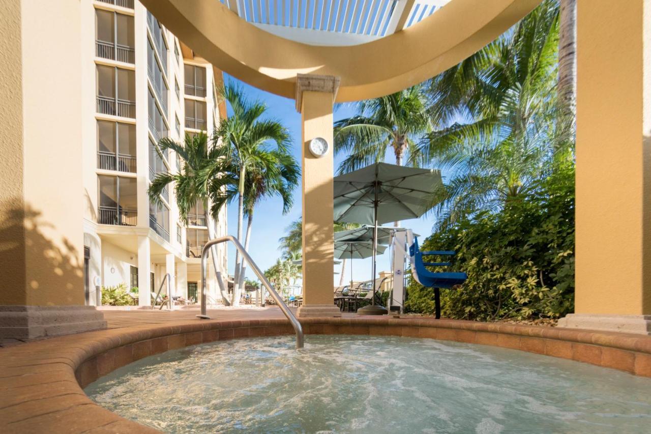 Holiday Inn Club Vacations Sunset Cove Resort Marco Island Exterior photo