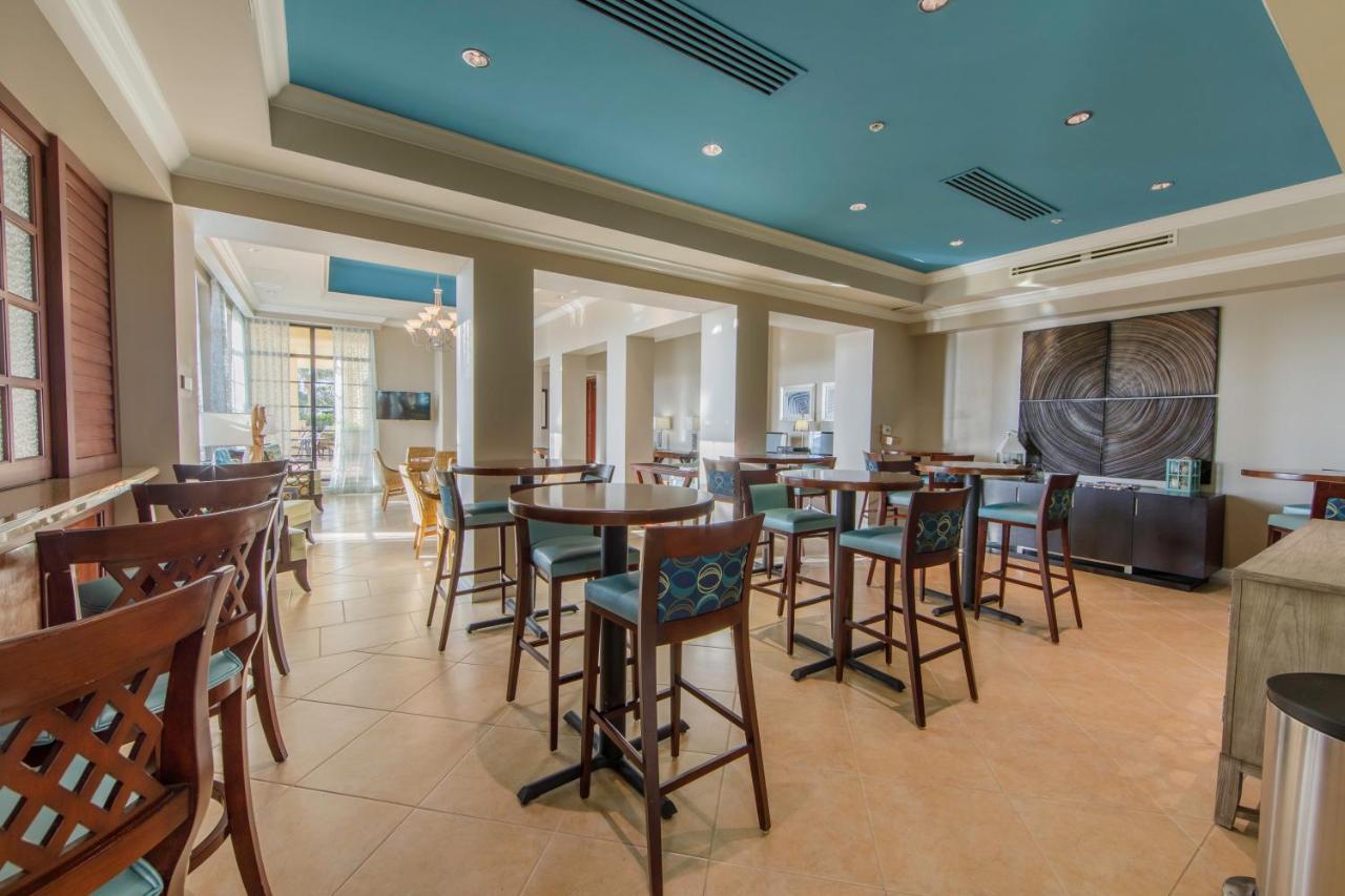 Holiday Inn Club Vacations Sunset Cove Resort Marco Island Exterior photo